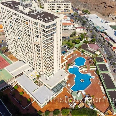 Skyline View - Free Private Parking Including & Guest Bonus