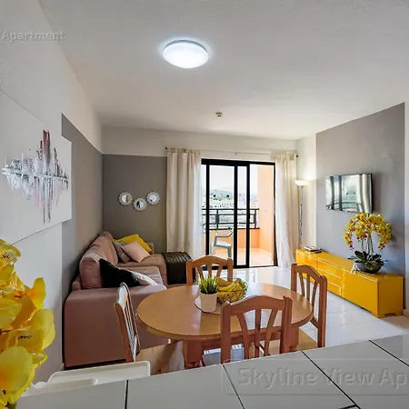 Skyline View - Free Private Parking Including & Guest Bonus Appartamento *