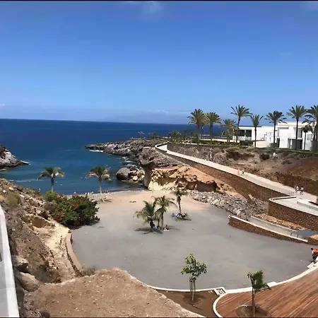 Skyline View - Free Private Parking Including & Guest Bonus