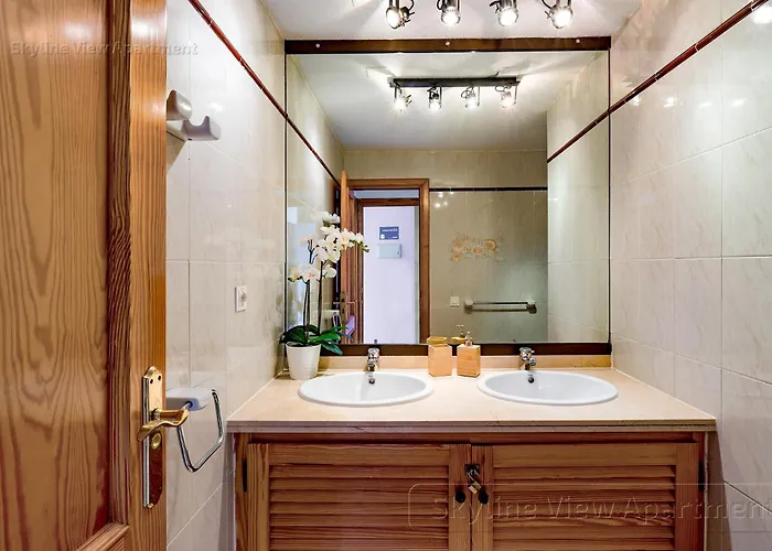 Skyline View - Free Private Parking Including & Guest Bonus Costa Adeje (Tenerife)